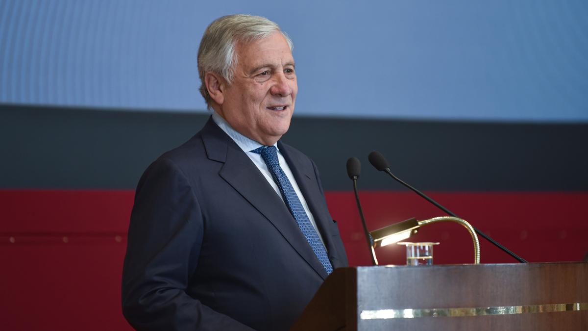 https://static.milanofinanza.it/content_upload/img/2025/10/202510150952053126/Imagoeconomica_2550384-693439.jpg