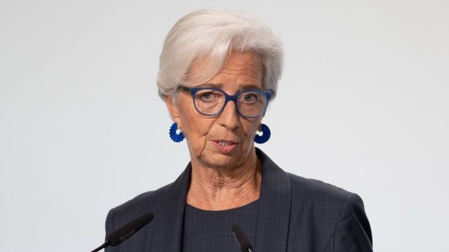https://static.milanofinanza.it/content_upload/img/2025/10/202510151822373650/ChristineLagardegrecia2-550031.jpg
