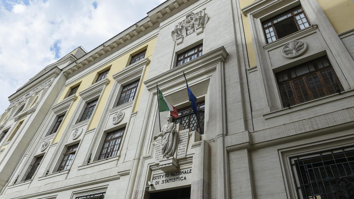 https://static.milanofinanza.it/content_upload/img/2025/10/202510171102593902/Imagoeconomica_2008325-839739.jpg