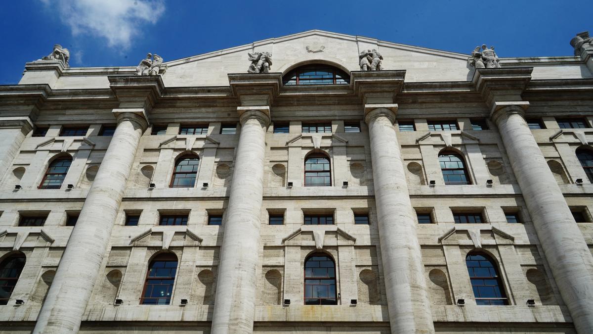 https://static.milanofinanza.it/content_upload/img/2025/10/202510181022405746/Imagoeconomica_14362086-593176.jpg