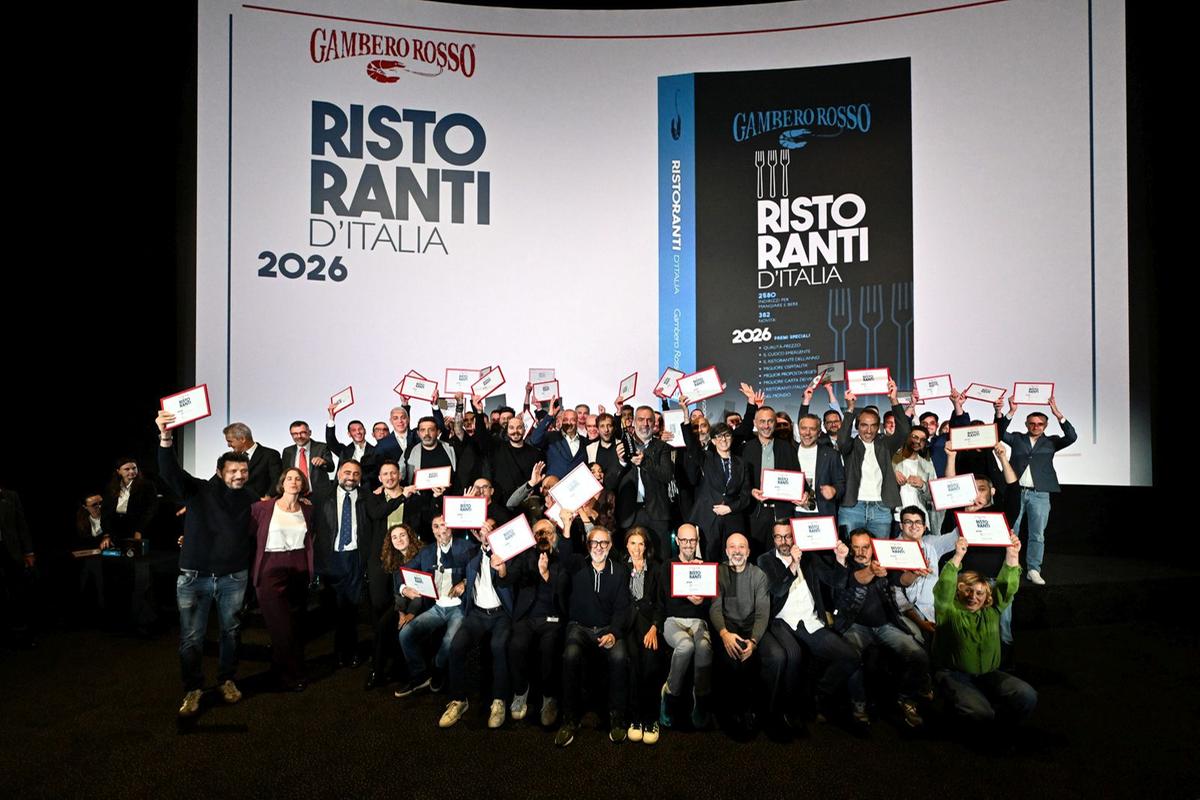 https://static.milanofinanza.it/content_upload/img/2025/10/202510201626219432/3forchetteGamberoRosso2026011-272049.jpg
