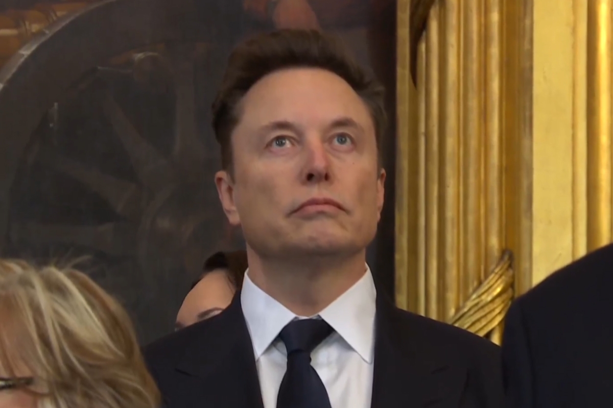 https://static.milanofinanza.it/content_upload/img/2025/11/202511191951429285/musk4-795591.jpg