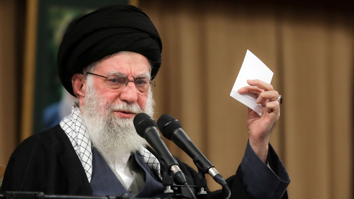 https://static.milanofinanza.it/content_upload/img/2026/01/202601171409522782/AliKhamenei-635507.jpg