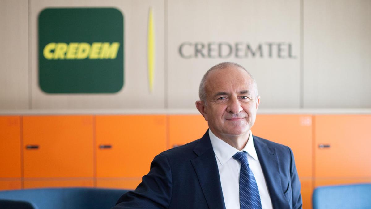 https://static.milanofinanza.it/content_upload/img/2026/03/202603091257078489/GiancarloCaroliDirettoreGeneralediCredemtel-303349.jpeg