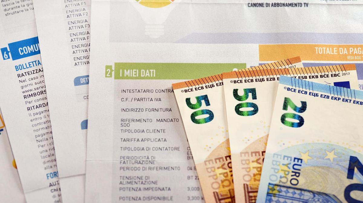 https://static.milanofinanza.it/content_upload/img/2026/03/202603140854071350/Bolletta-983706-439777.jpg