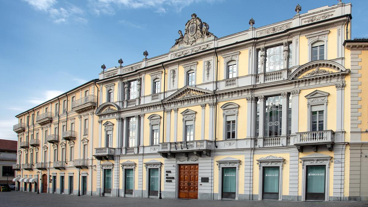 https://static.milanofinanza.it/content_upload/img/2026/04/202604202025232099/BancadiAsti_Sede_2-822935.jpg
