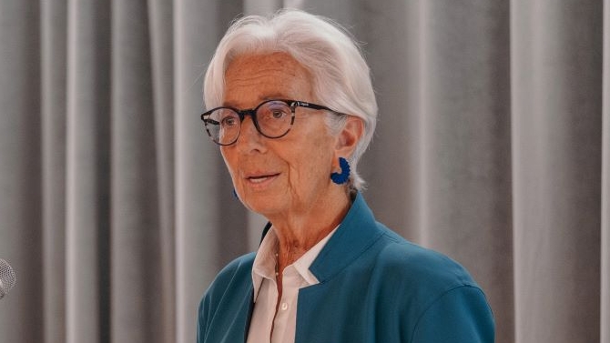 https://static.milanofinanza.it/content_upload/img/2026/04/202604231725015103/ChristineLagarde25-910788.jpg