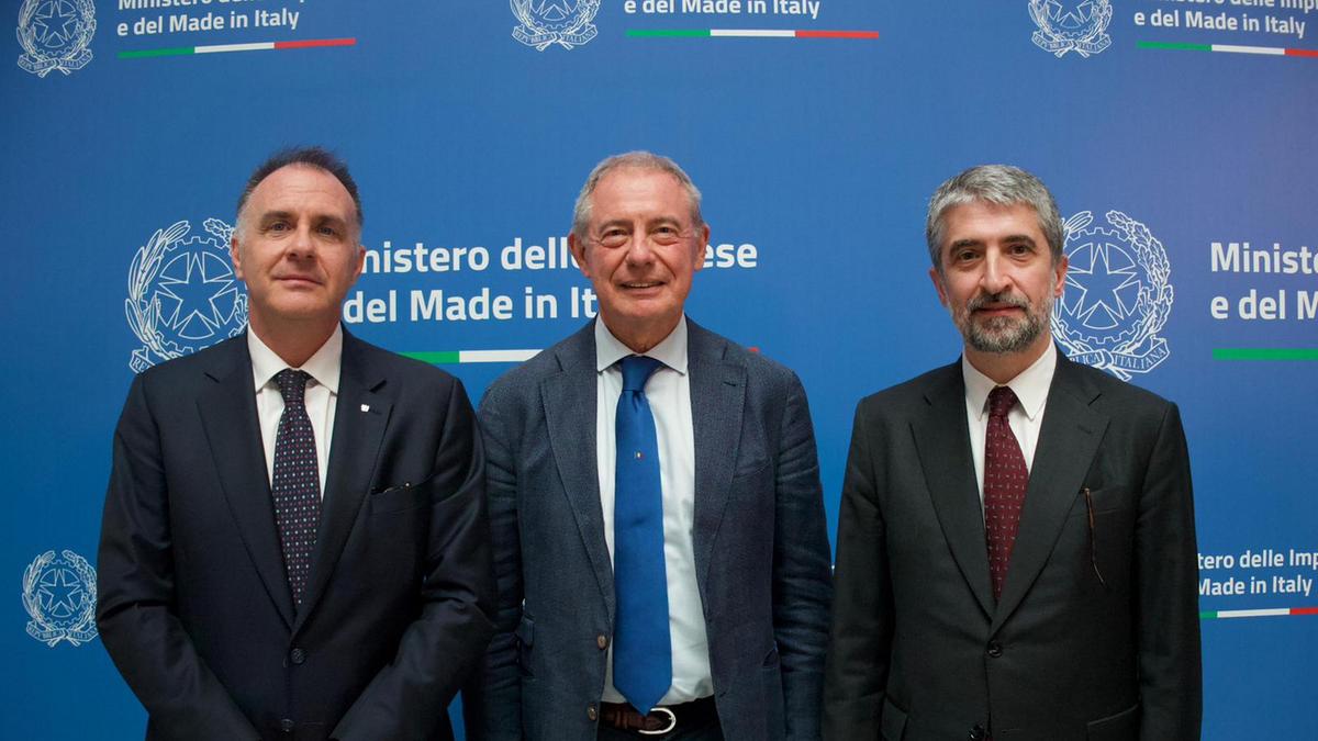 https://static.milanofinanza.it/content_upload/img/2026/04/202604292146494100/Imagoeconomica_2709714-940549.jpg