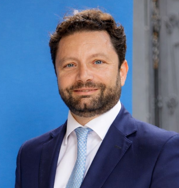 https://static.milanofinanza.it/content_upload/img/2026/04/202604302144267853/obj3237518_1-386403.jpeg