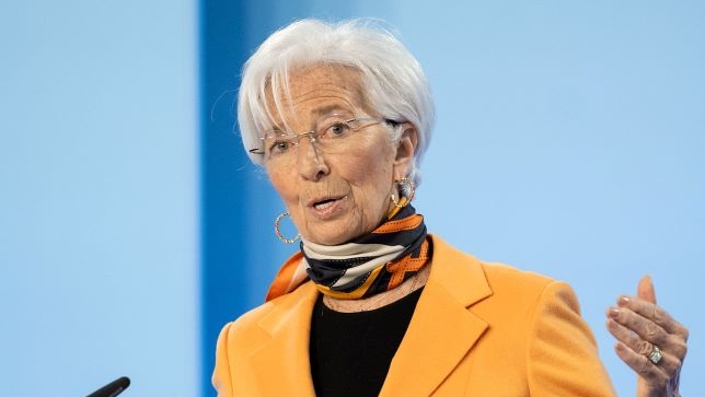 https://static.milanofinanza.it/content_upload/img/2026/05/202605041718501395/ChristineLagarde18-218839.jpg