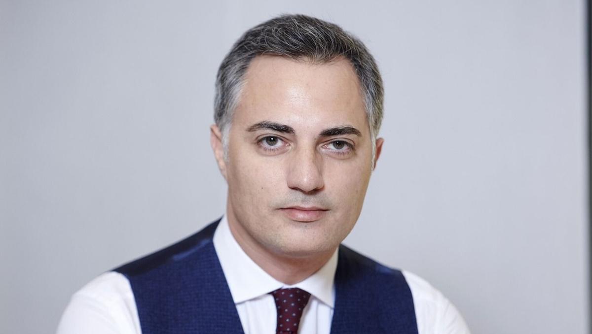 https://static.milanofinanza.it/content_upload/img/2026/05/202605041848503958/VincenzoMacaione-444389.jpg