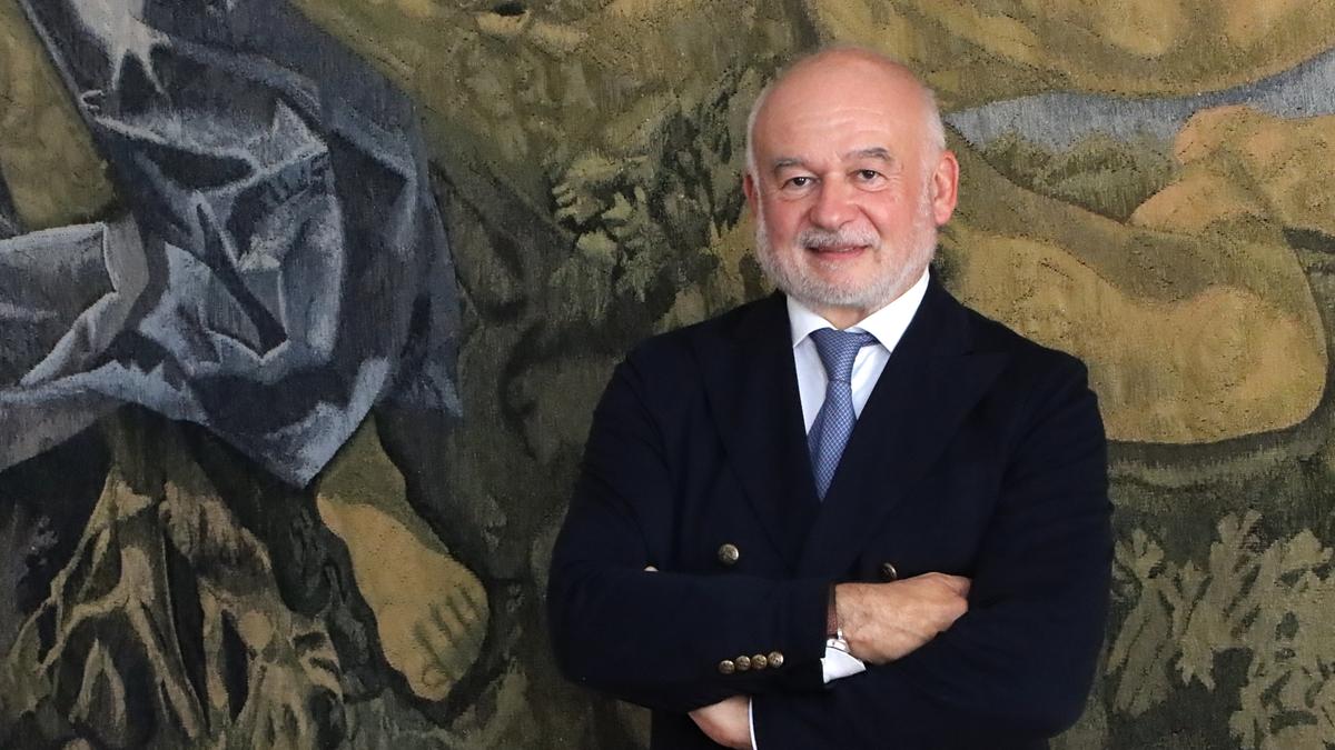 https://static.milanofinanza.it/content_upload/img/2026/05/202605042219202408/LivioNegro-PresidenteFondazioneCassadiRisparmiodiAsti2-350718.jpg