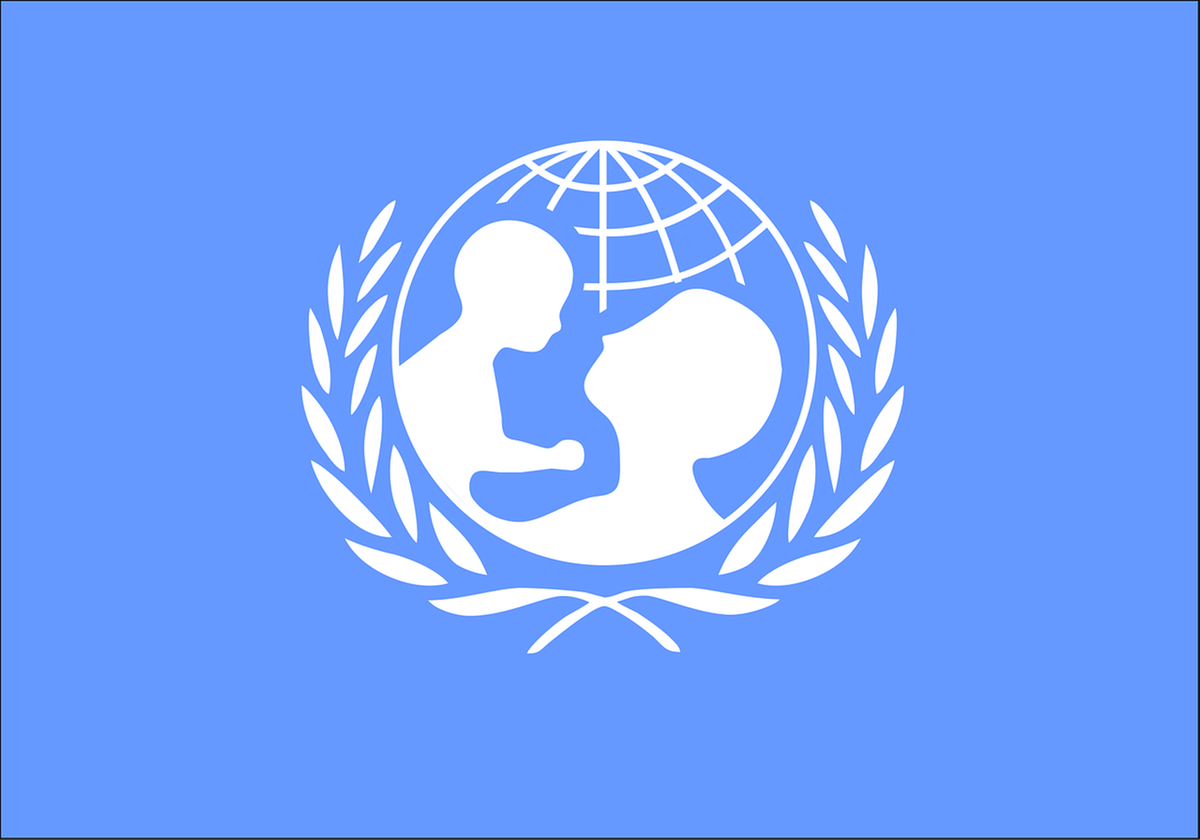 https://static.milanofinanza.it/content_upload/img/2026/05/202605060655267862/clker-free-vector-images-unicef-303925_1280-822854.png