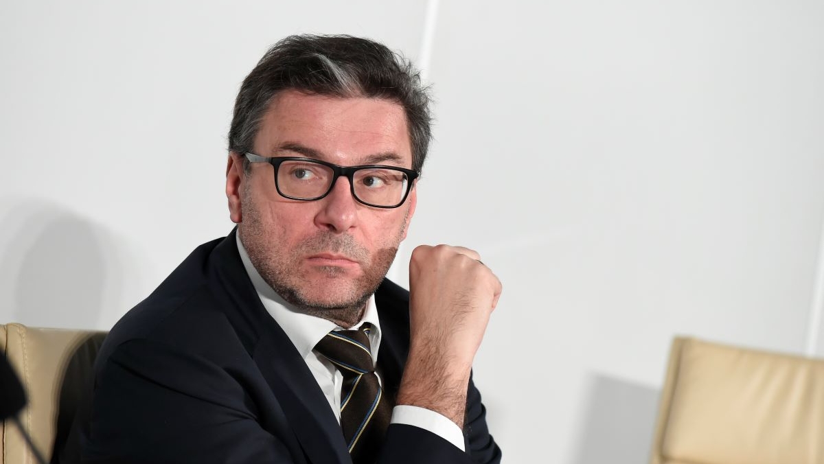 https://static.milanofinanza.it/content_upload/img/2026/05/202605081011381980/GiancarloGiorgetti-282970.jpg