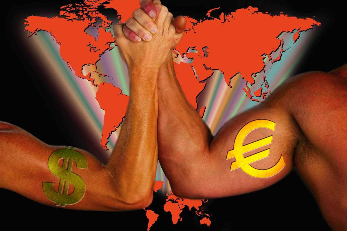 https://static.milanofinanza.it/content_upload/img/2026/05/202605111310484558/eurodollaro-389867.jpg