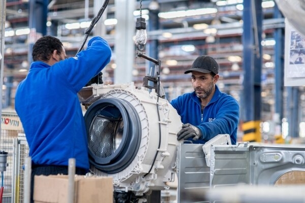 https://static.milanofinanza.it/content_upload/img/2026/05/202605112038416887/Imagoeconomica_2451705-447377.jpg