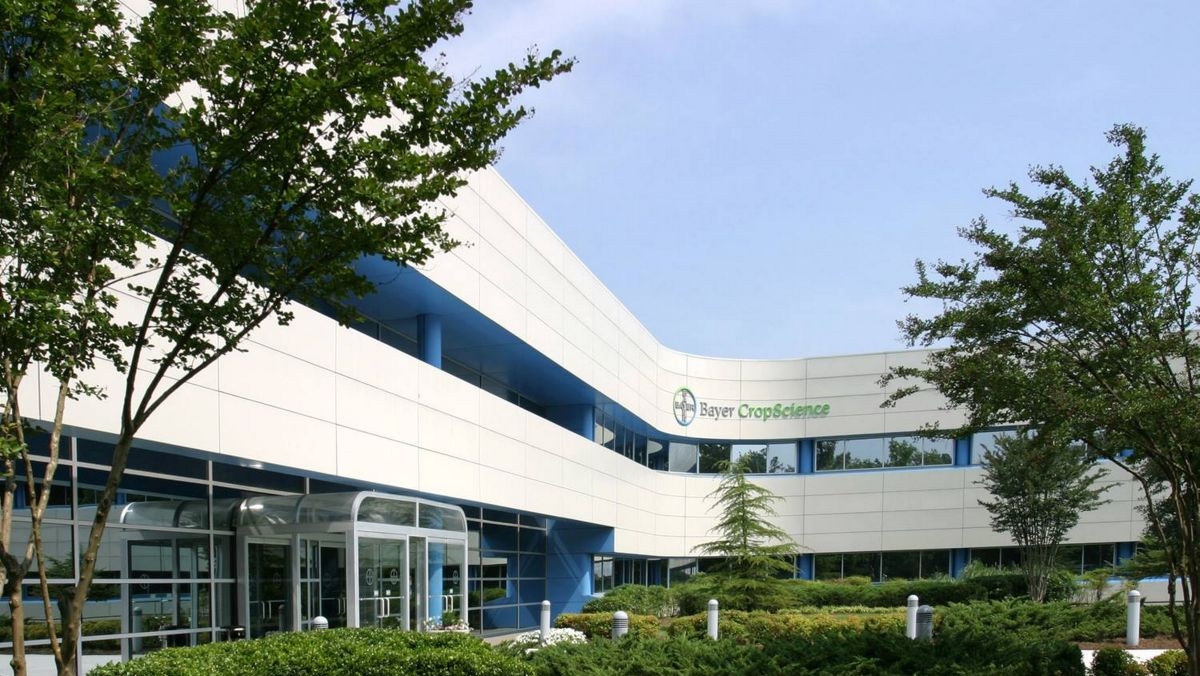https://static.milanofinanza.it/content_upload/img/2026/05/202605121034111281/bayer-300811.jpg