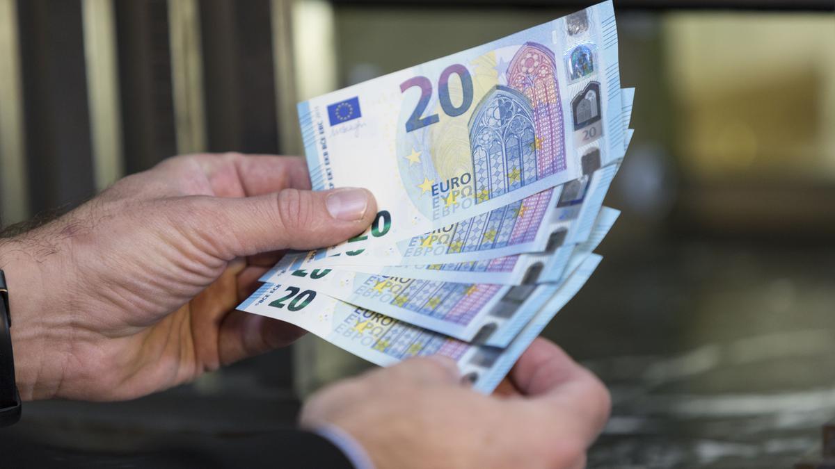 https://static.milanofinanza.it/content_upload/img/2026/05/202605121240172751/Imagoeconomica_11318181-595086.jpg