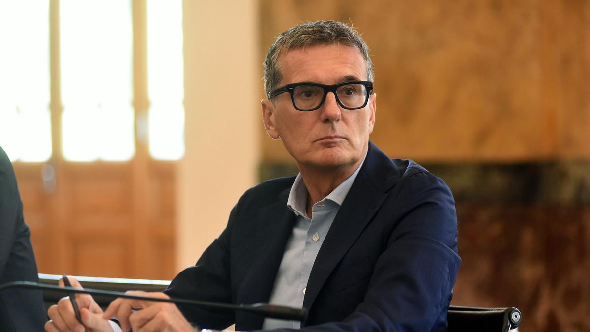 https://static.milanofinanza.it/content_upload/img/2026/05/202605141757225836/obj3259728_1-919840.jpeg