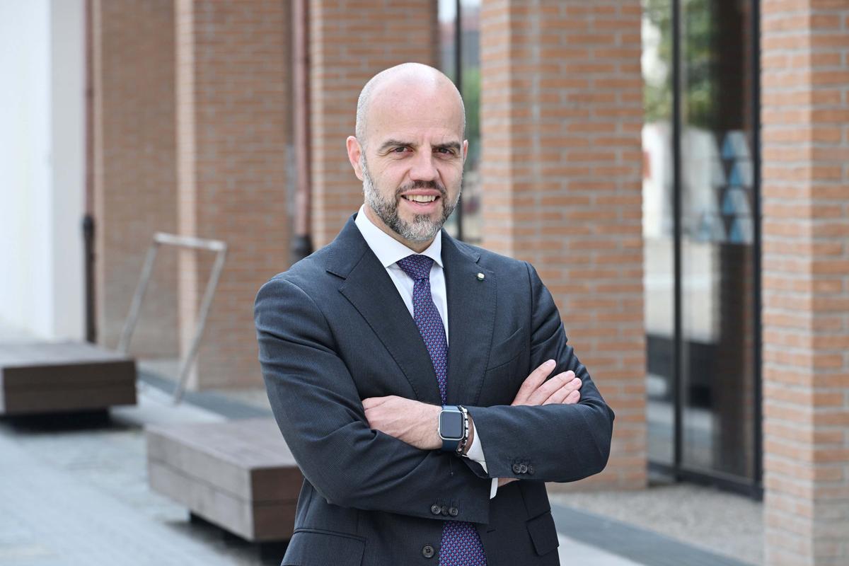 https://static.milanofinanza.it/content_upload/img/2026/05/202605141938573165/IgordebiasioceoEnav-404705.jpg