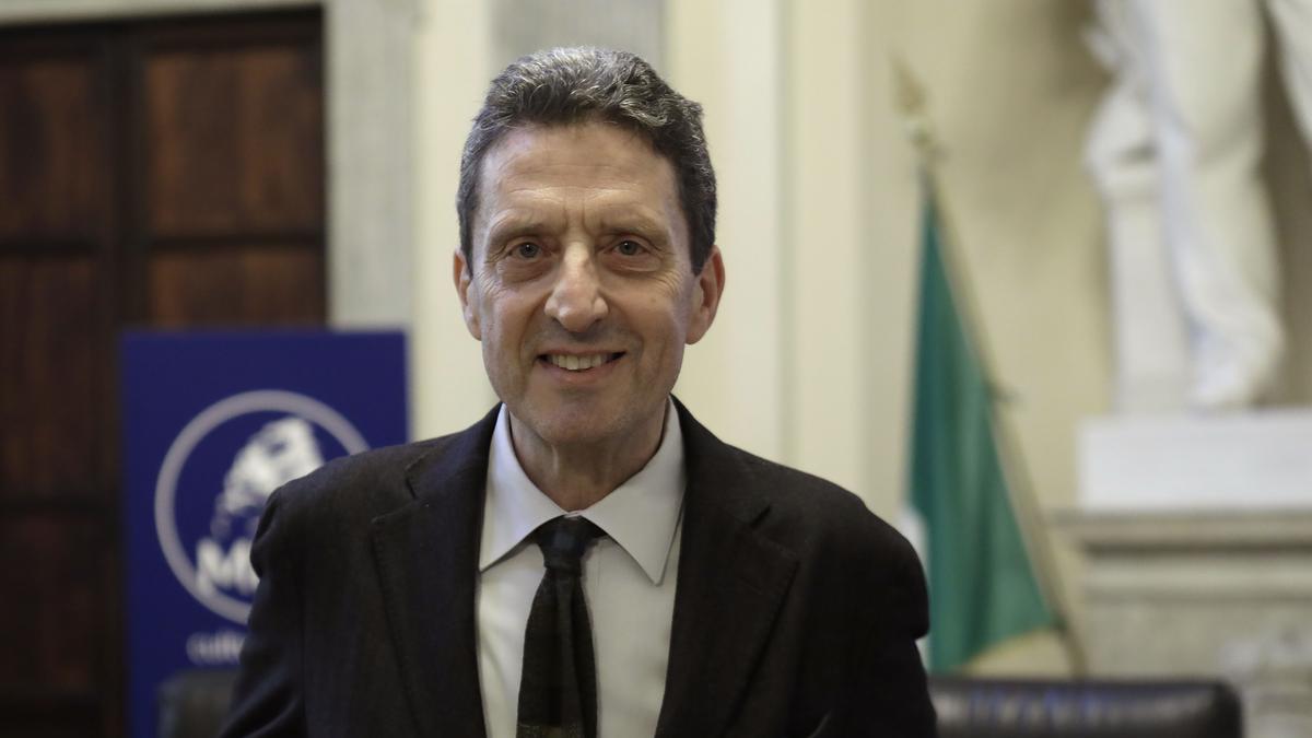 https://static.milanofinanza.it/content_upload/img/2026/05/202605151353341024/Imagoeconomica_2670812-394011.jpg
