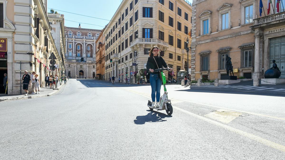 https://static.milanofinanza.it/content_upload/img/2026/05/202605161214107717/Imagoeconomica_2192980-992808.jpg
