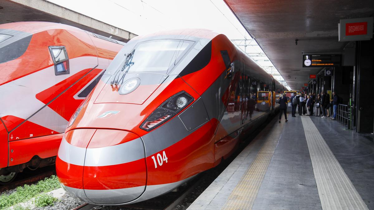 https://static.milanofinanza.it/content_upload/img/2026/05/202605181855266279/Imagoeconomica_2541887-990787.jpg