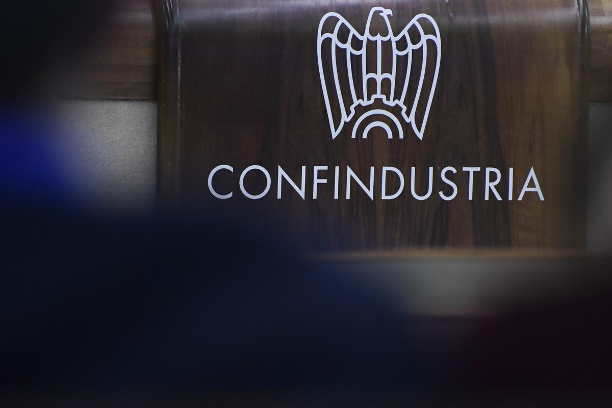 https://static.milanofinanza.it/content_upload/img/2026/05/202605201102568377/Imagoeconomica_1727492-630349.jpg