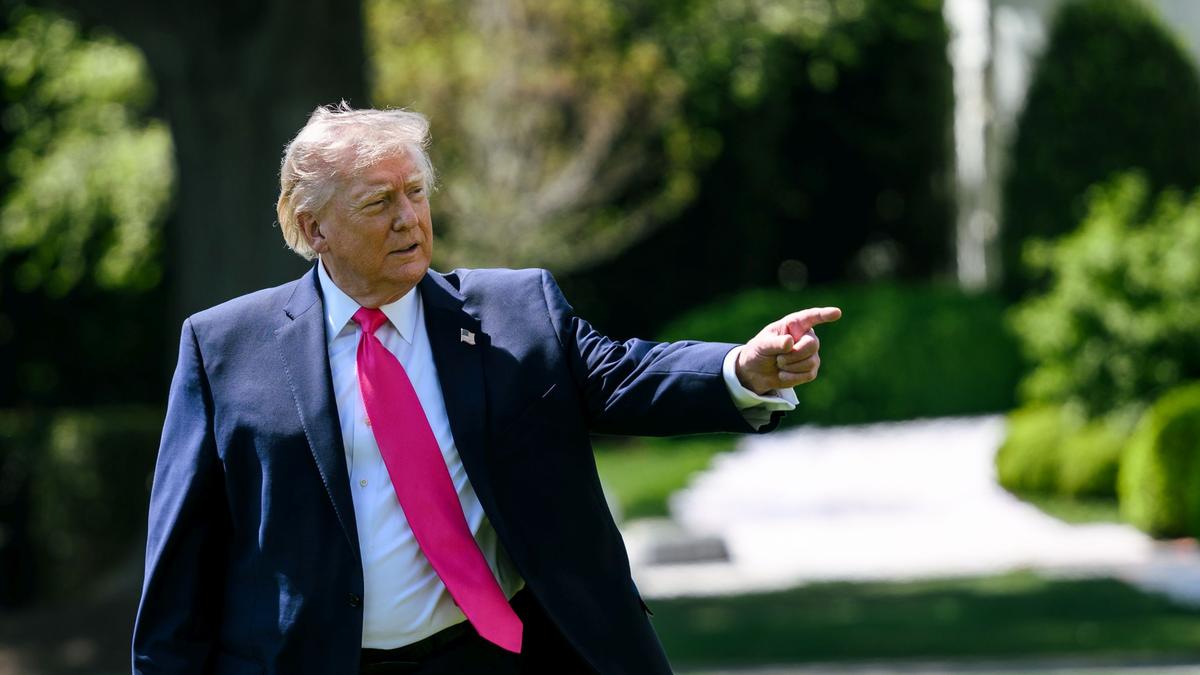 https://static.milanofinanza.it/content_upload/img/2026/05/202605231545302649/DonaldTrump-208288.jpg