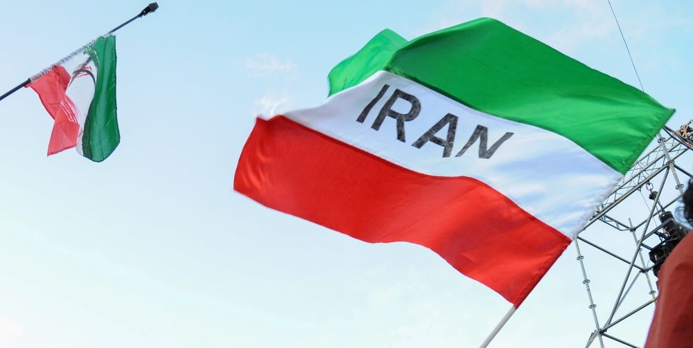 https://static.milanofinanza.it/content_upload/img/2026/05/202605251242427736/Iranbandiera-805102.jpg