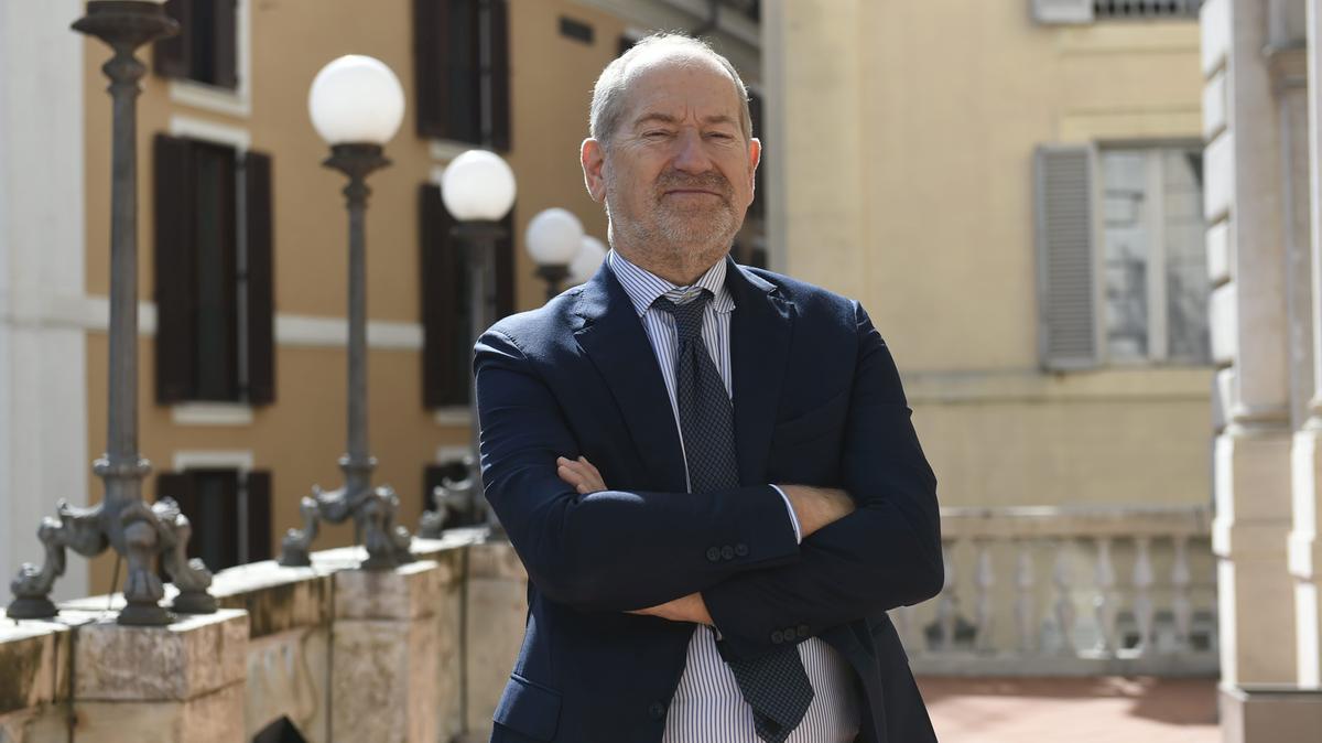 https://static.milanofinanza.it/content_upload/img/2026/05/202605271830236603/Nicoladellacqua-806787.jpg