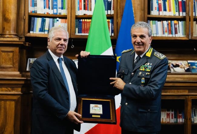 https://static.milanofinanza.it/content_upload/img/2026/05/202605271911119097/IMG_3992-572749.jpeg