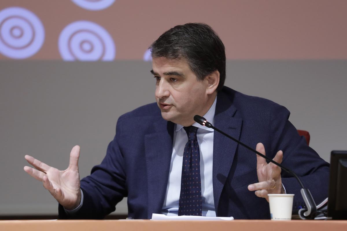 https://static.milanofinanza.it/content_upload/img/2026/05/202605281539482601/RaffaeleFittonuova-853944.jpg