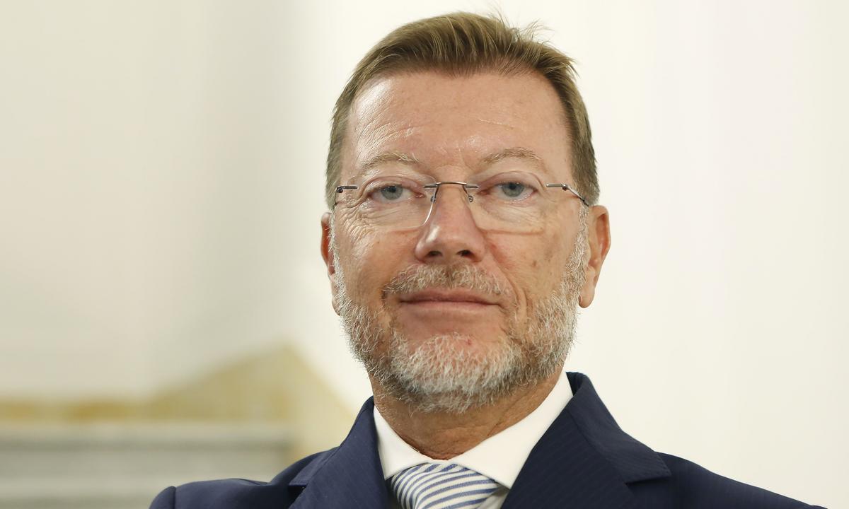 https://static.milanofinanza.it/content_upload/img/2026/06/202606031933384979/AndreaParisi-177716.jpg