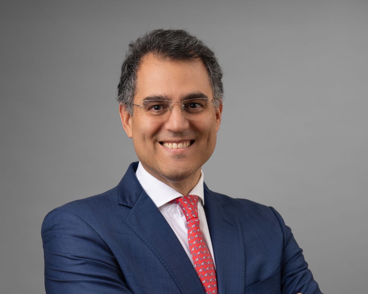 https://static.milanofinanza.it/content_upload/img/2026/06/202606121921348415/GabrielMonzonCortarelli-810222.jpg
